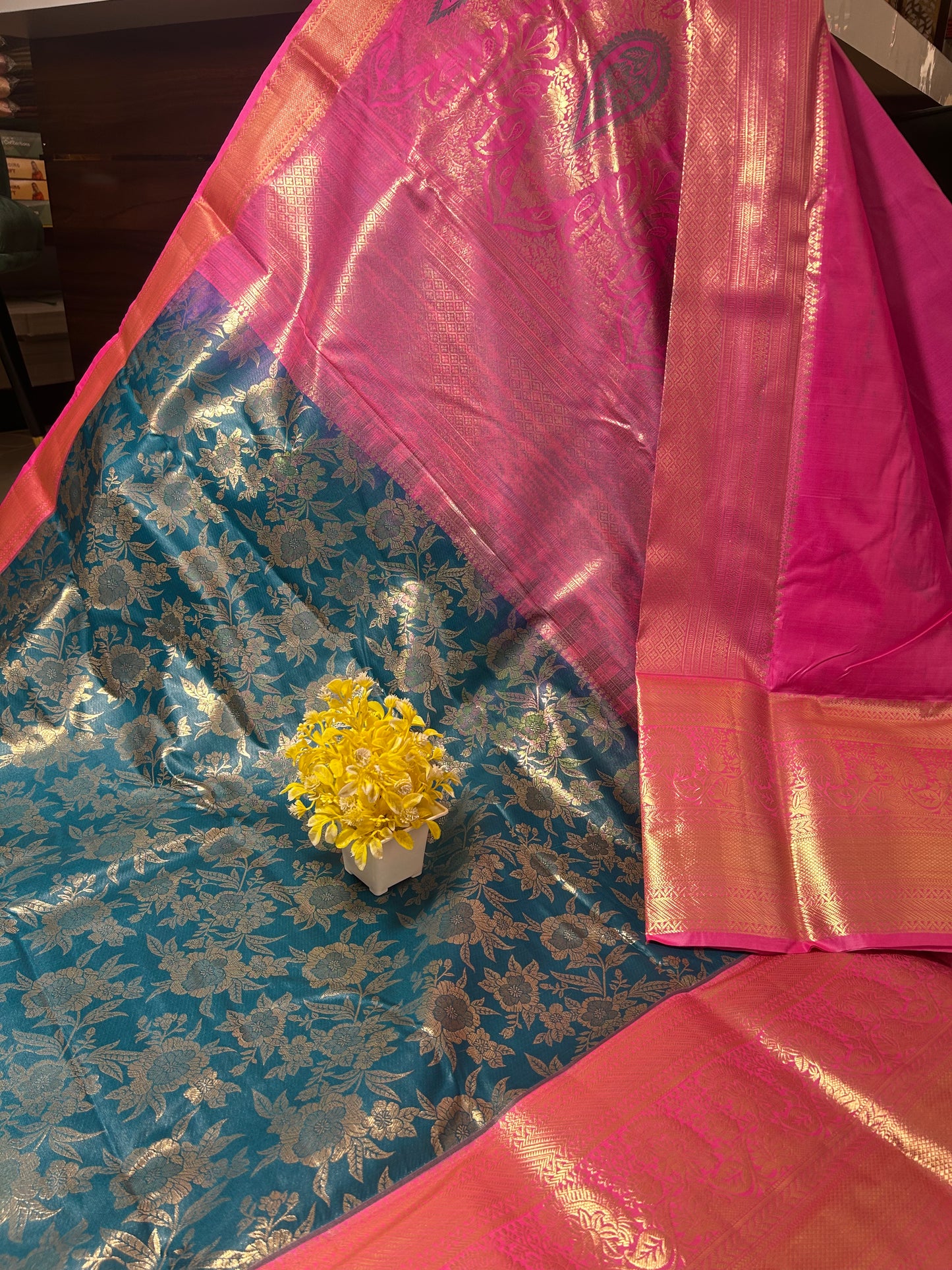 Semi Kanchi pattu