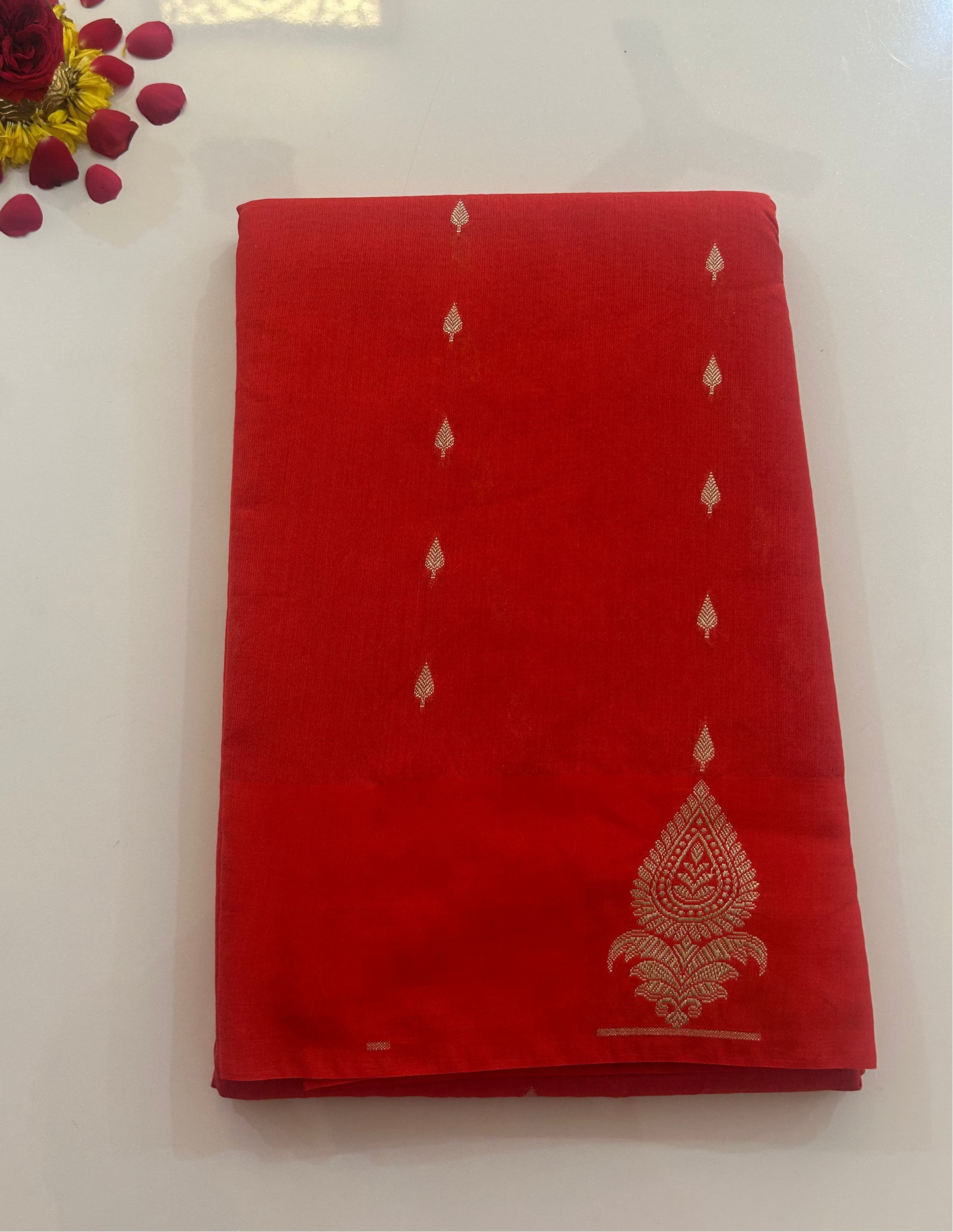LIghtweight fancy saree