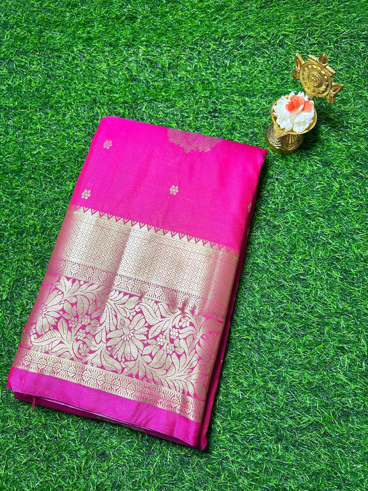Semi Kanchi pattu