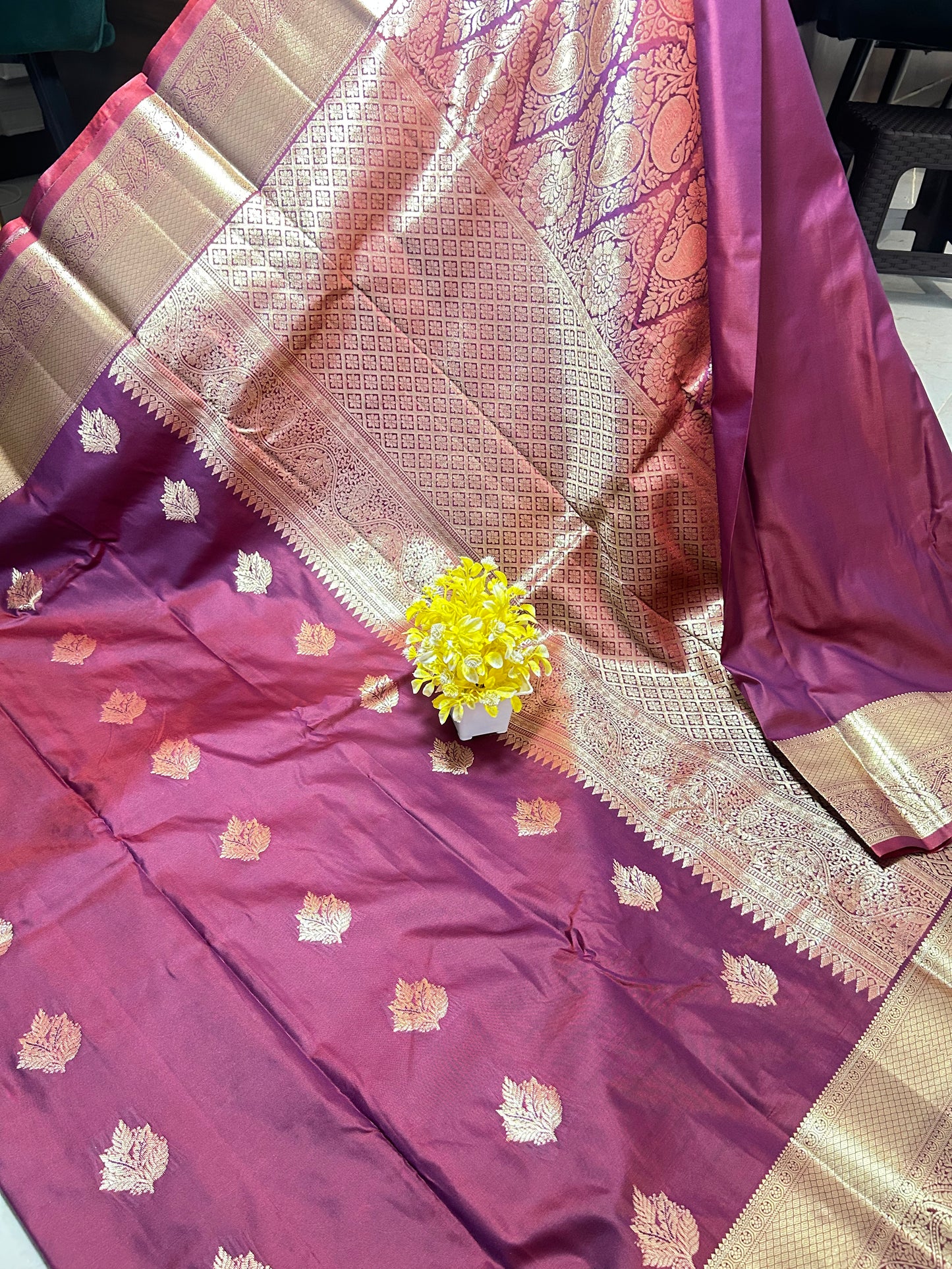 Semi Kanchi pattu