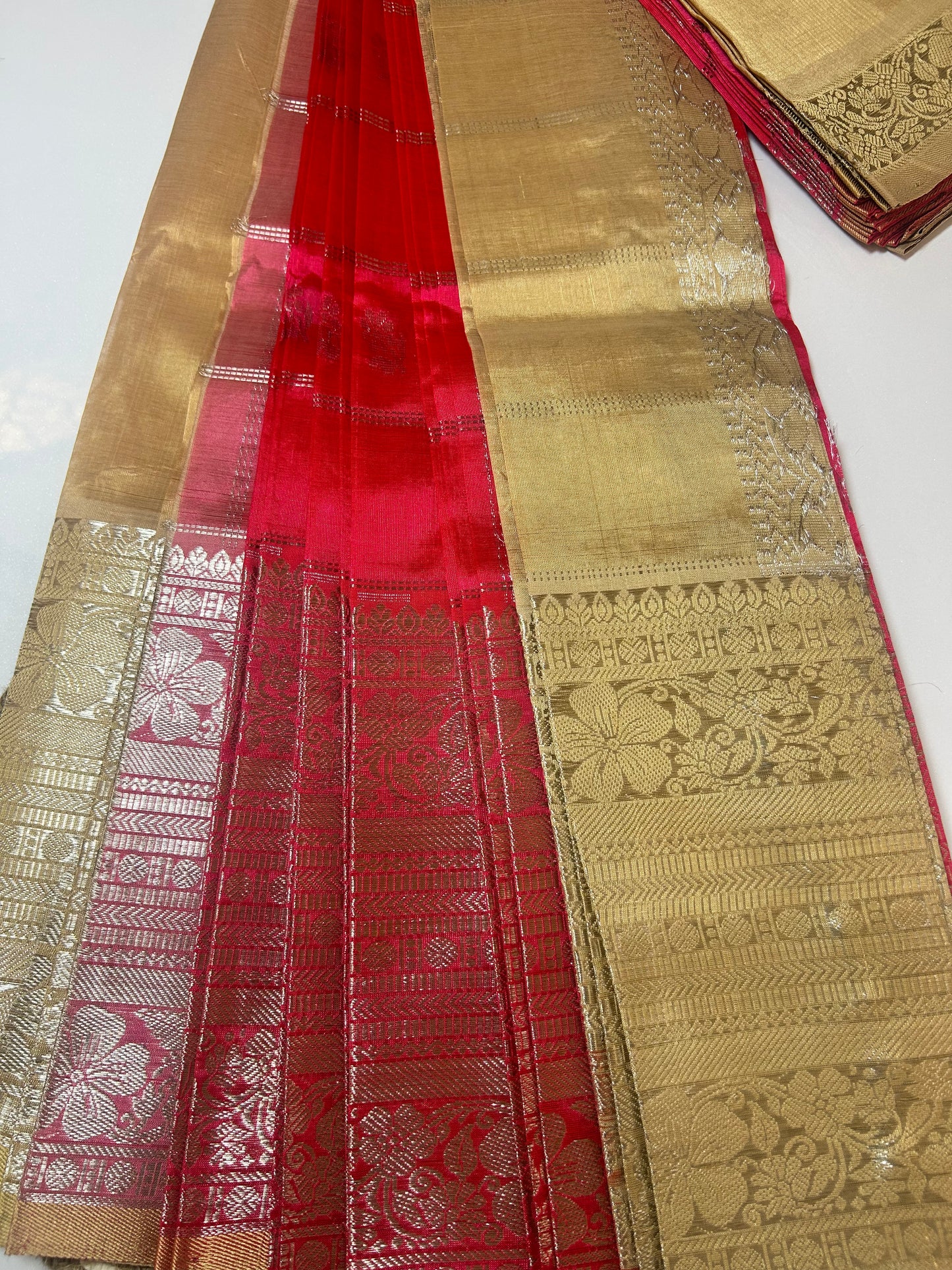 Mangalagiri Kanchi Pattu