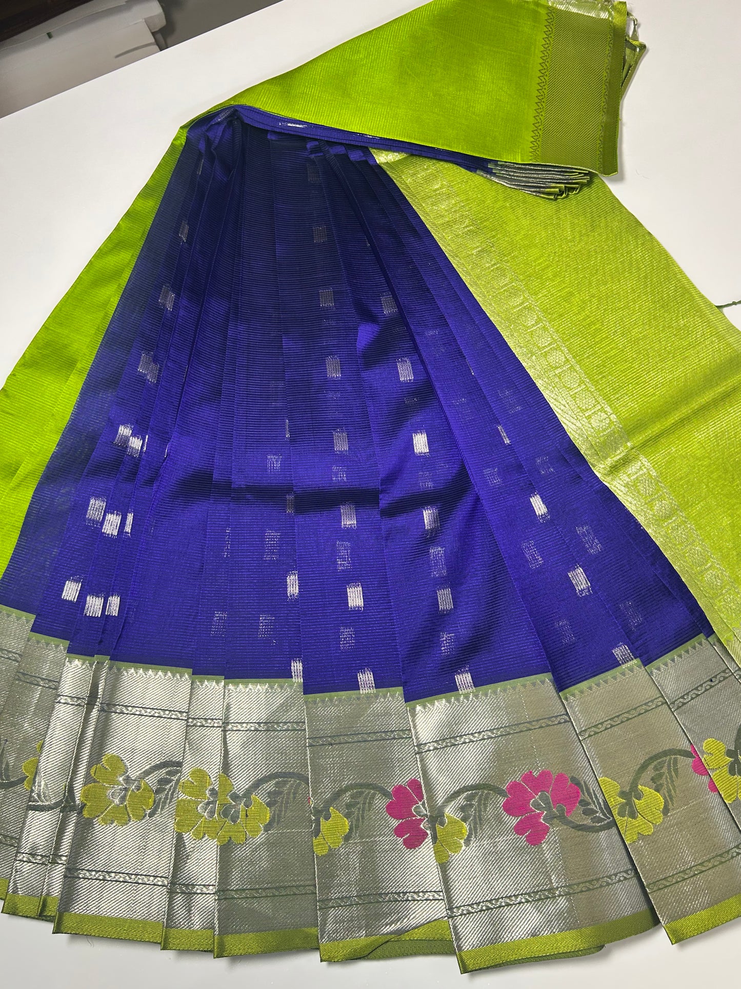 Mangalagiri Kanchi Pattu