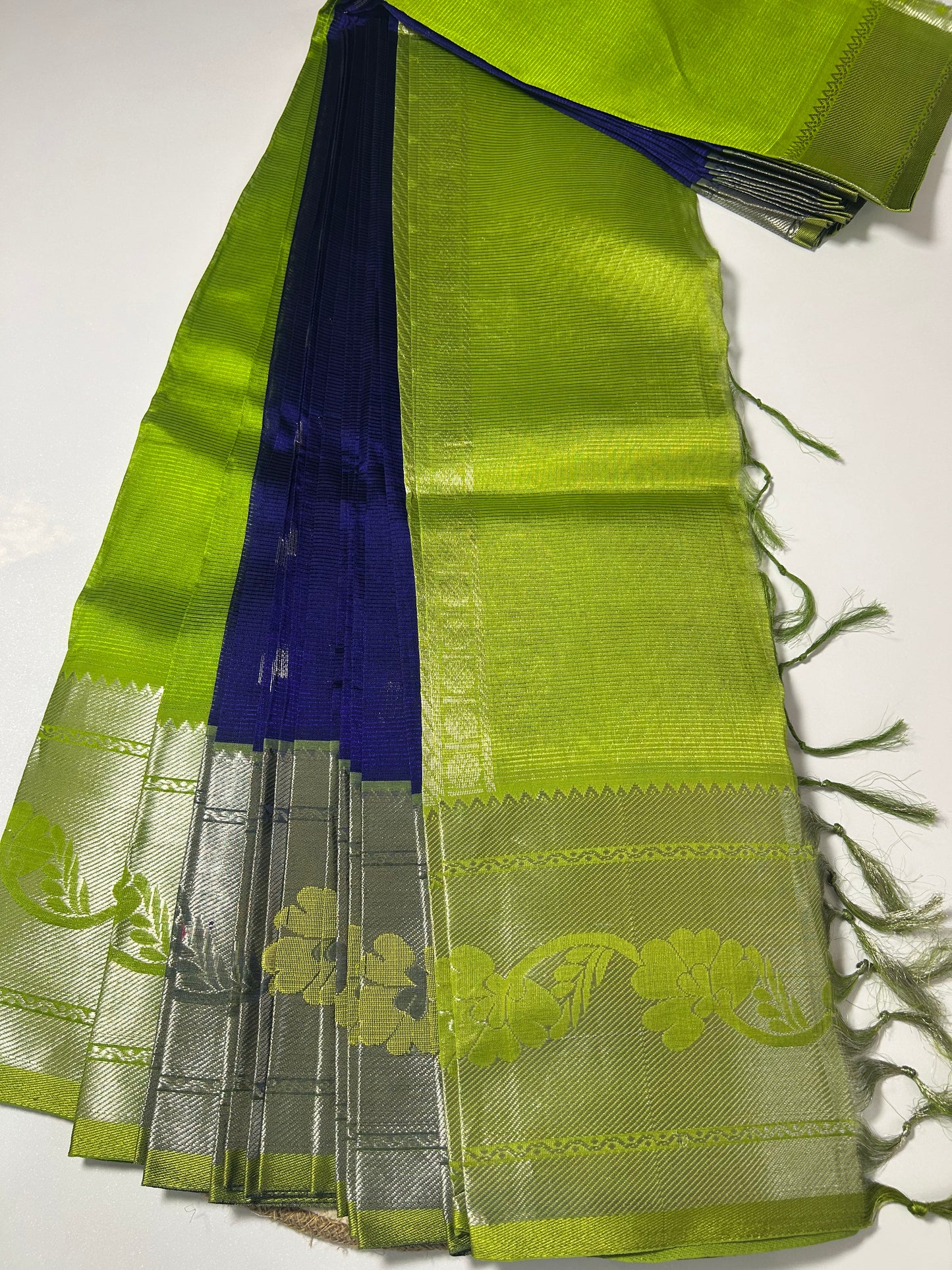 Mangalagiri Kanchi Pattu