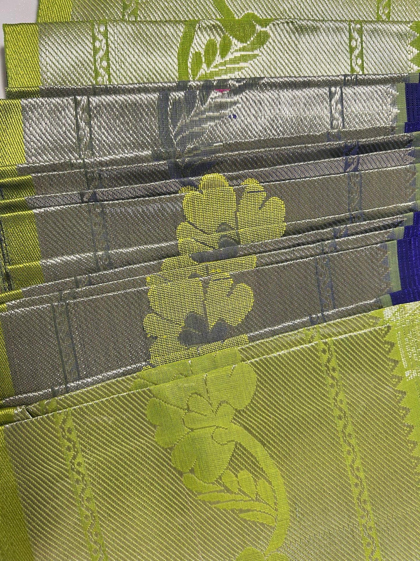 Mangalagiri Kanchi Pattu