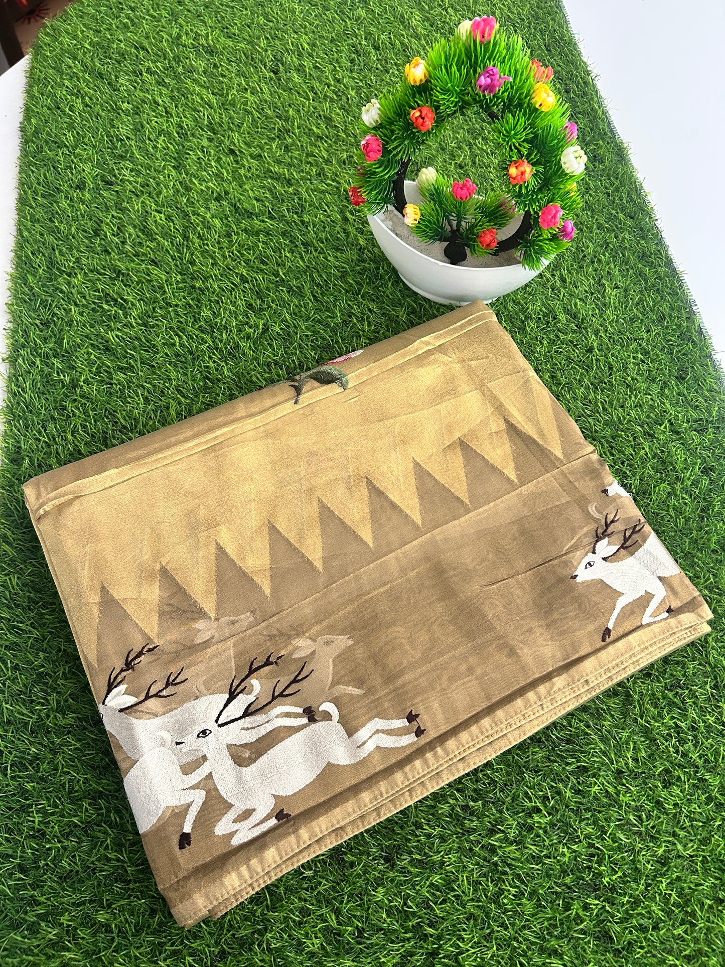 pure tissue luxurious silk saree