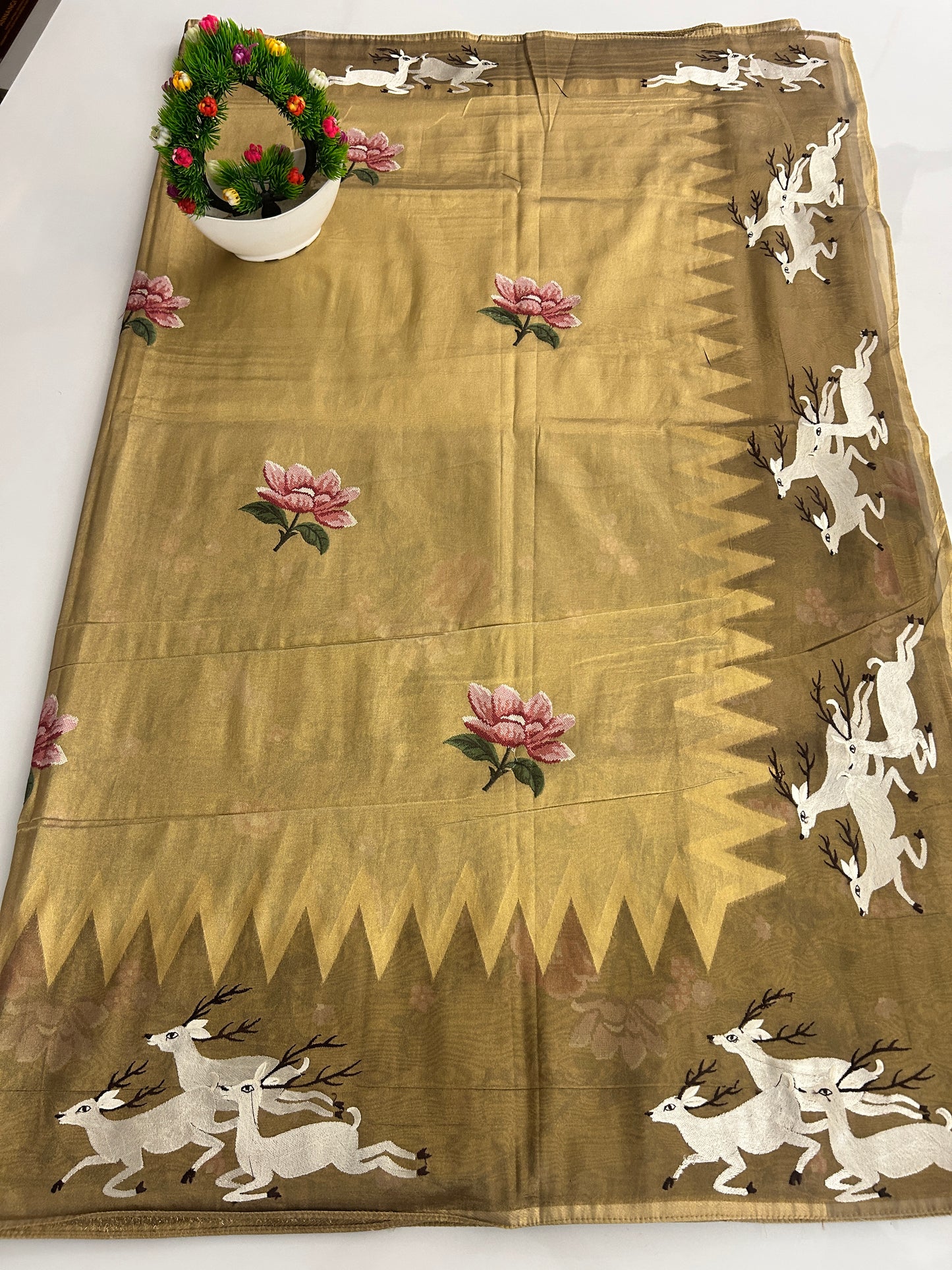pure tissue luxurious silk saree