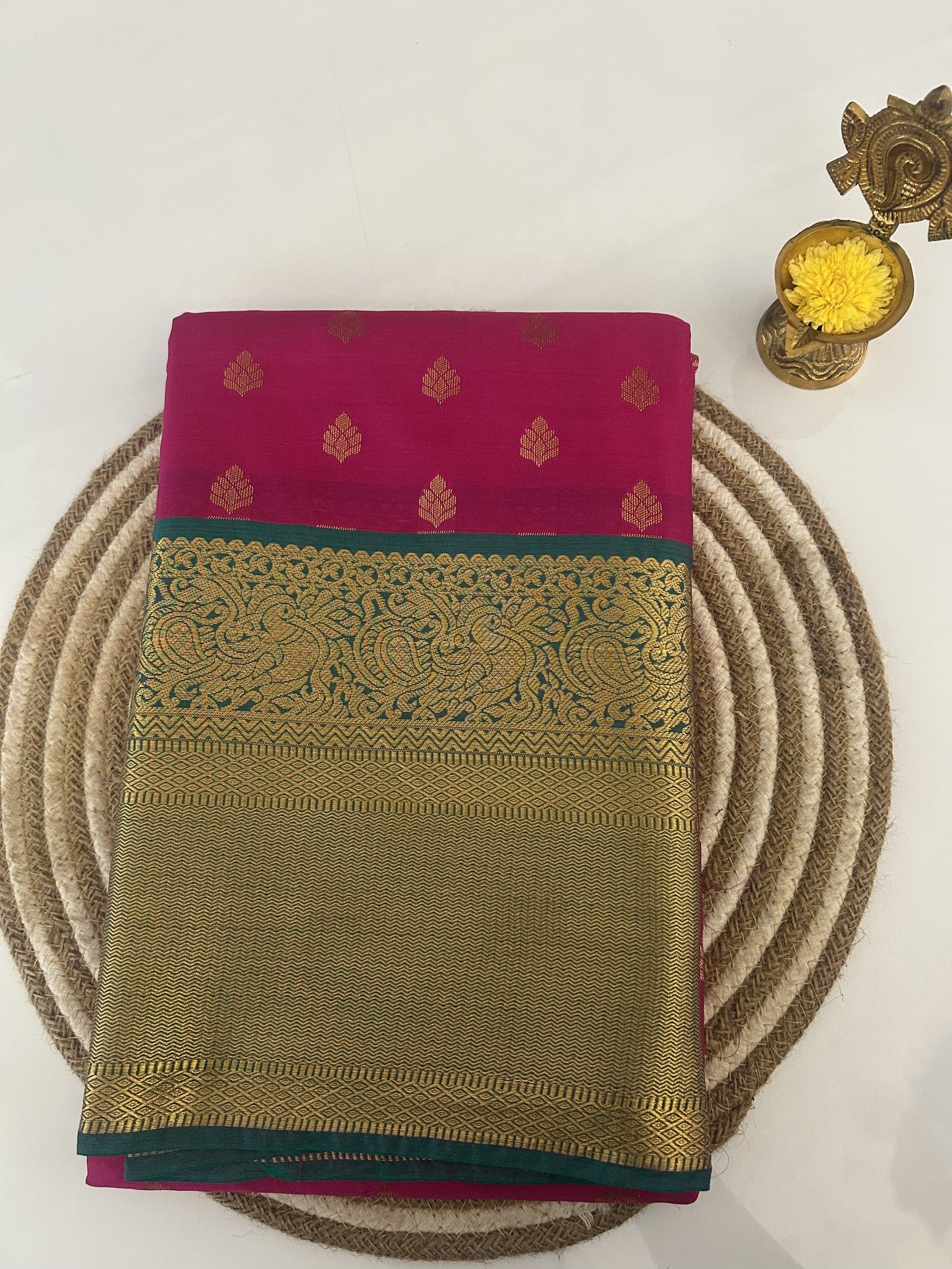 Semi pattu saree