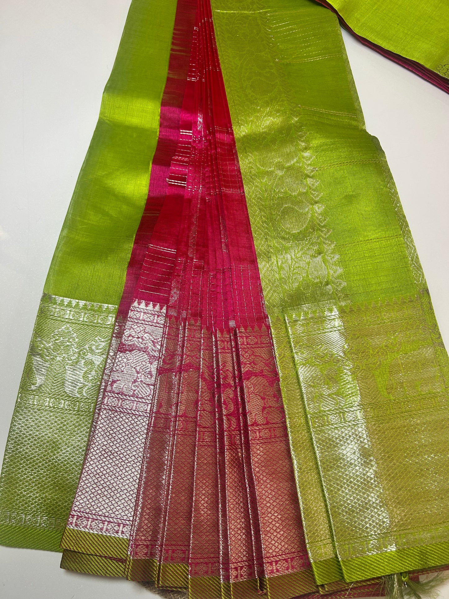 Mangalagiri Kanchi Pattu