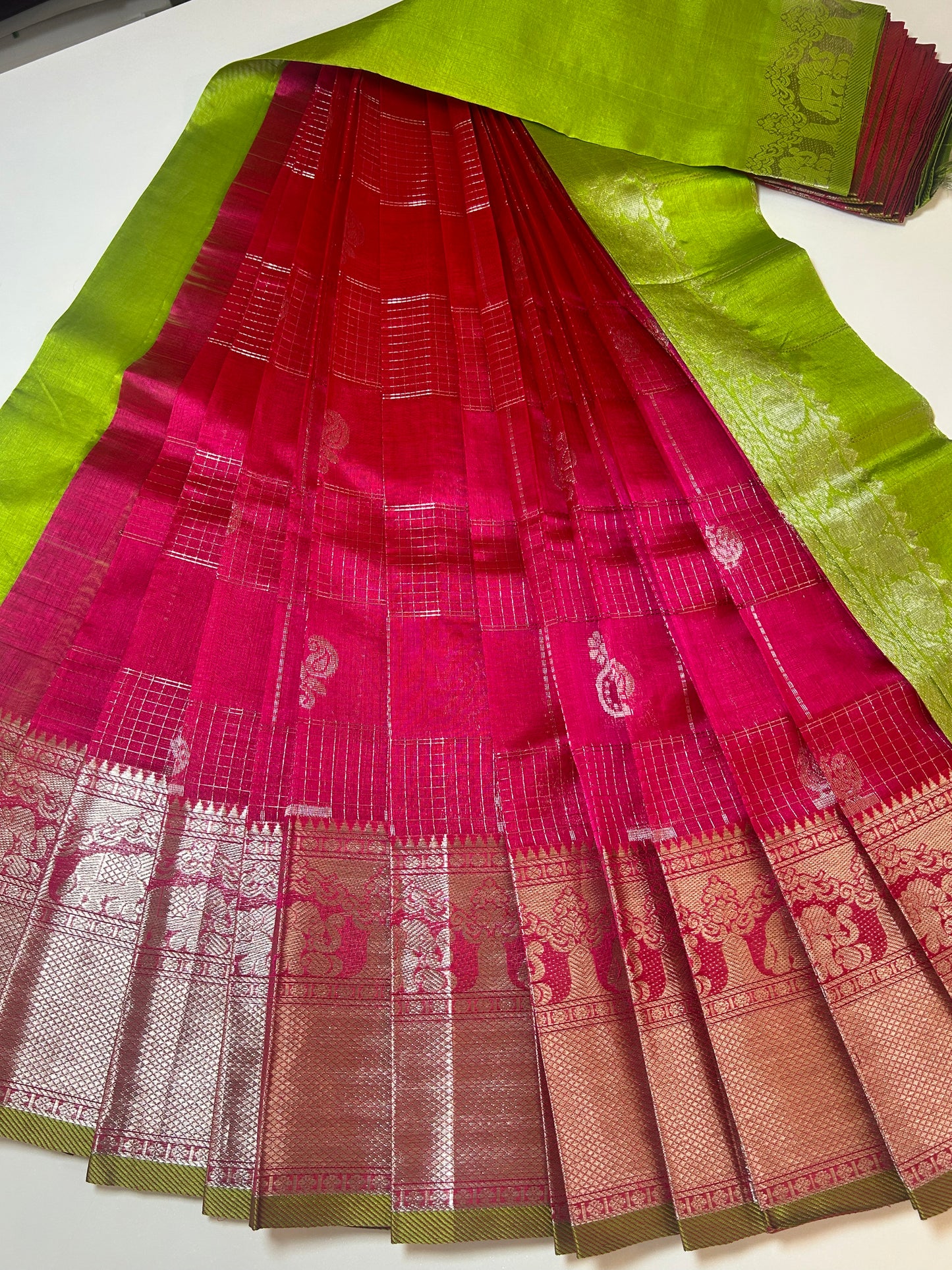 Mangalagiri Kanchi Pattu